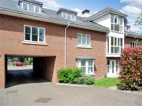 Stathams Court, Redbourn, AL3 7SA